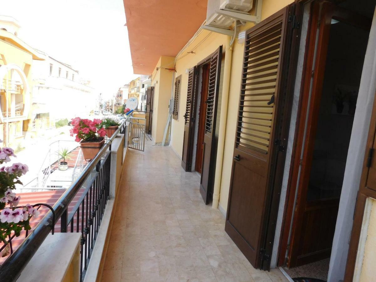 Sophia Appartament Apartman Trappeto  Kültér fotó