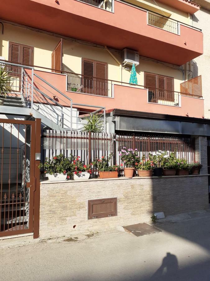 Sophia Appartament Apartman Trappeto  Kültér fotó
